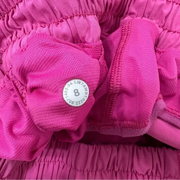Lululemon Hotty Hot Short II Long 4" Lined Pink Highlight Size 8 Running Gym - Picture 6 of 7